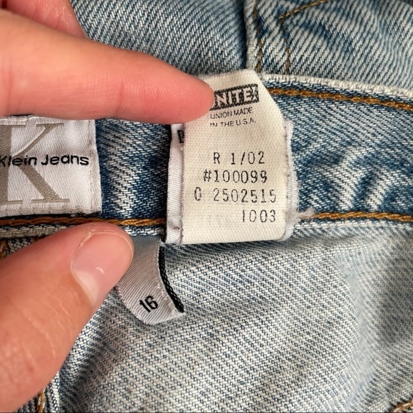 CALVIN KLEIN Vintage High Rise mom Jeans Size 16 light wash stone Union made 32 - Picture 9 of 11